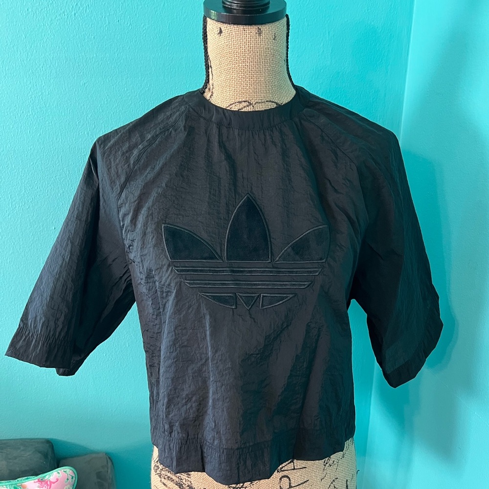 #115 EUC Adidas Women's Slightly Sheer Short Sleeve Cropped Top Size